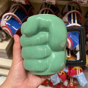 香港迪士尼代购稀奇古怪绿巨人拳头杯陶瓷杯马克杯创意个性水杯